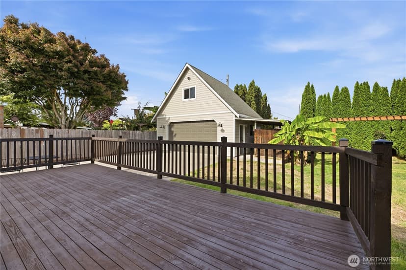 Property photo for 1215 8th Avenue NW, Puyallup photo 24