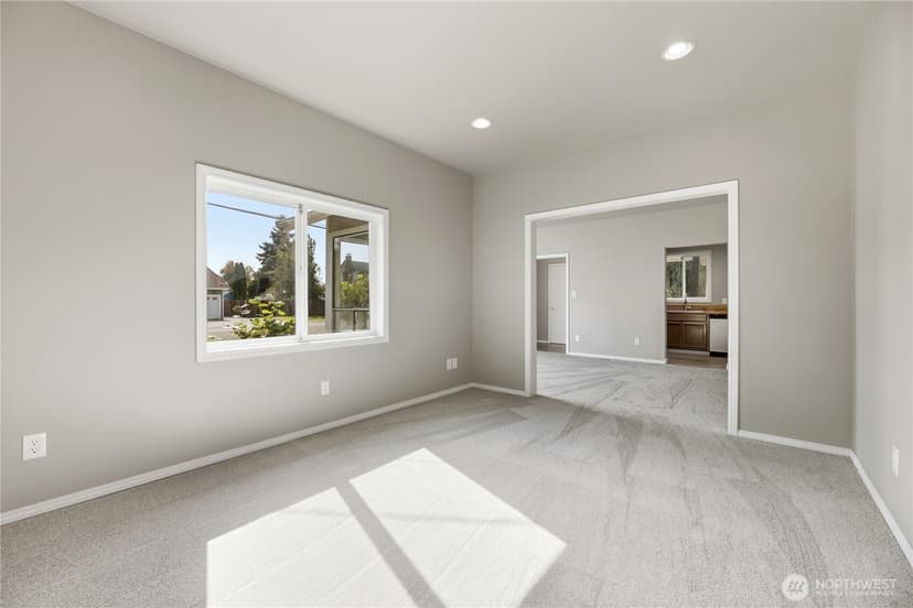 Property photo for 1215 8th Avenue NW, Puyallup photo 10