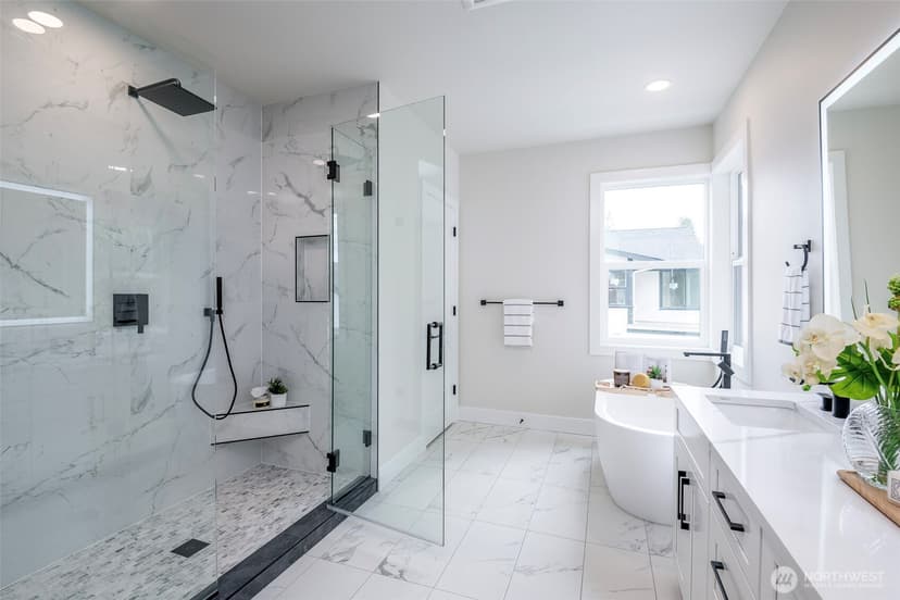 Property photo for 12648 NE 80th Street, Kirkland photo 13
