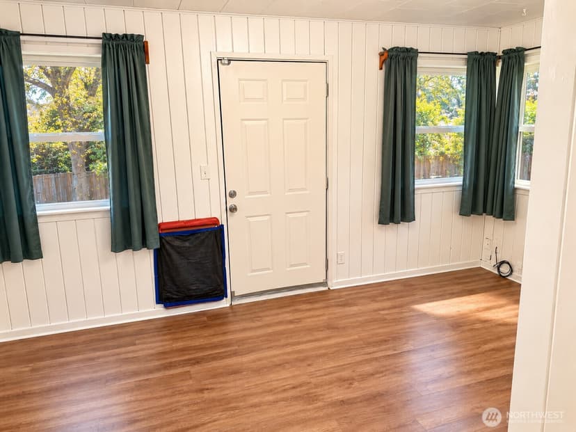 Property photo for 5021 Sperry Lane, Everett photo 11