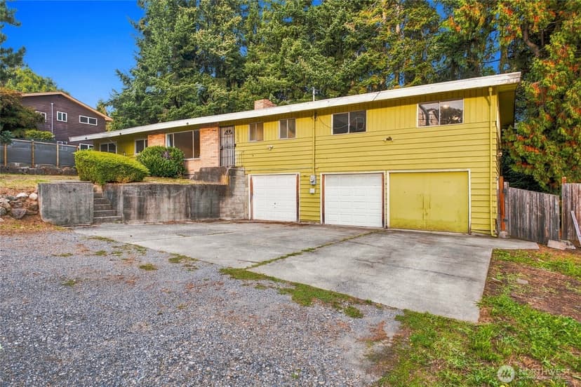 Property photo for 12900 76th Avenue S, Seattle photo 3