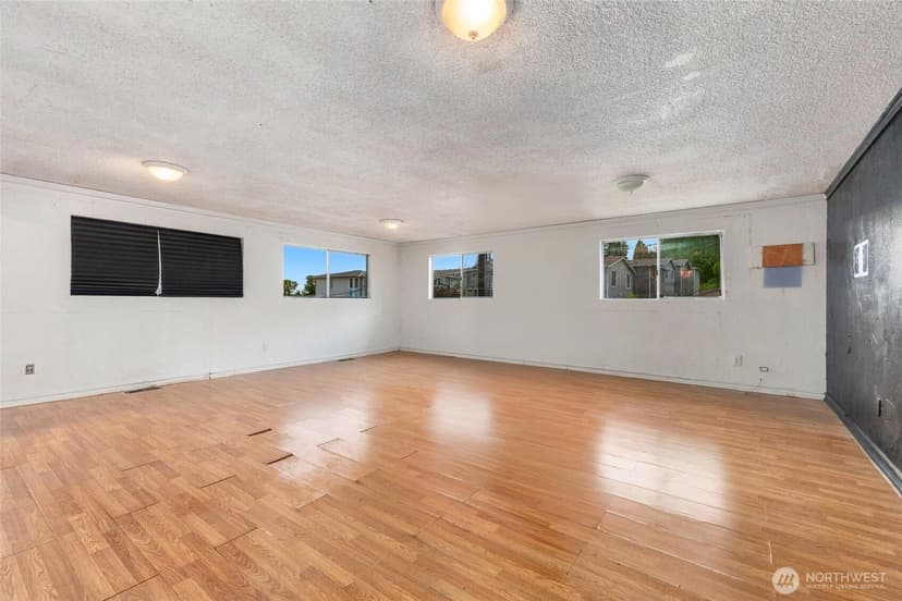 Property photo for 12900 76th Avenue S, Seattle photo 19