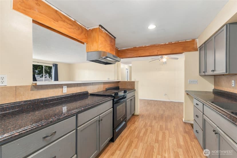 Property photo for 12900 76th Avenue S, Seattle photo 11