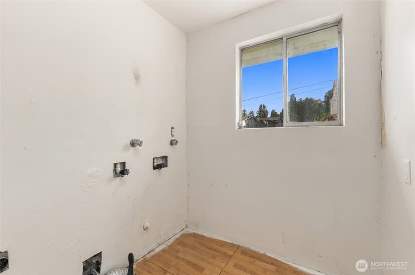 Property photo for 12900 76th Avenue S, Seattle photo 17