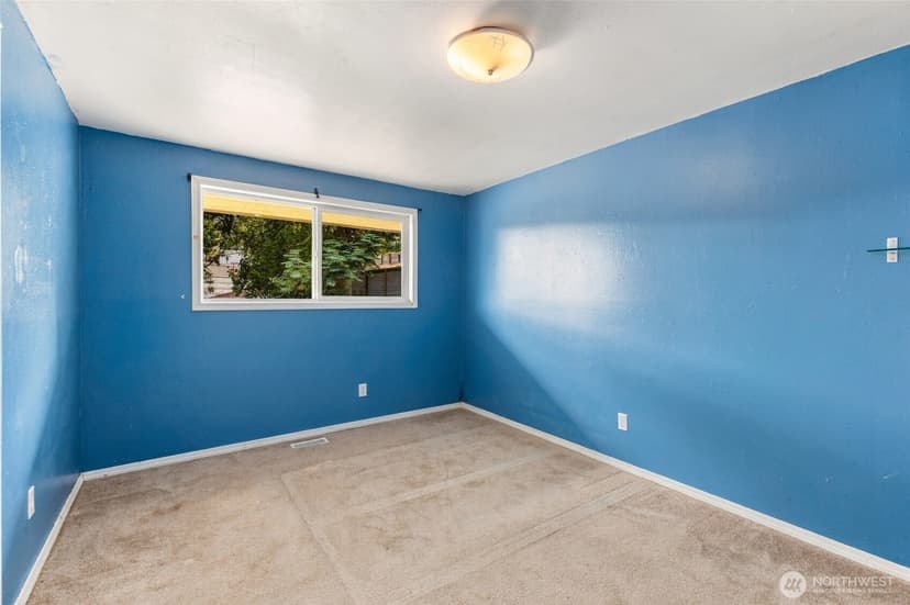 Property photo for 12900 76th Avenue S, Seattle photo 13