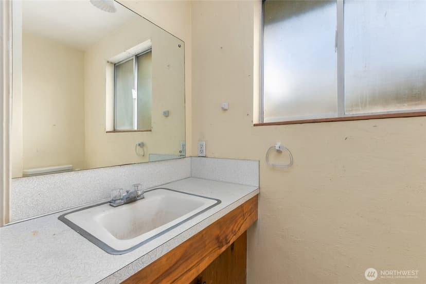 Property photo for 12900 76th Avenue S, Seattle photo 18