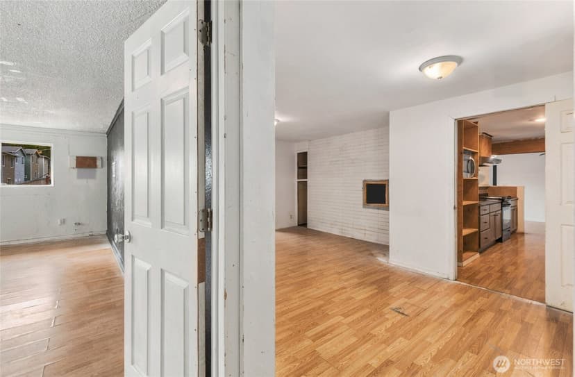 Property photo for 12900 76th Avenue S, Seattle photo 21
