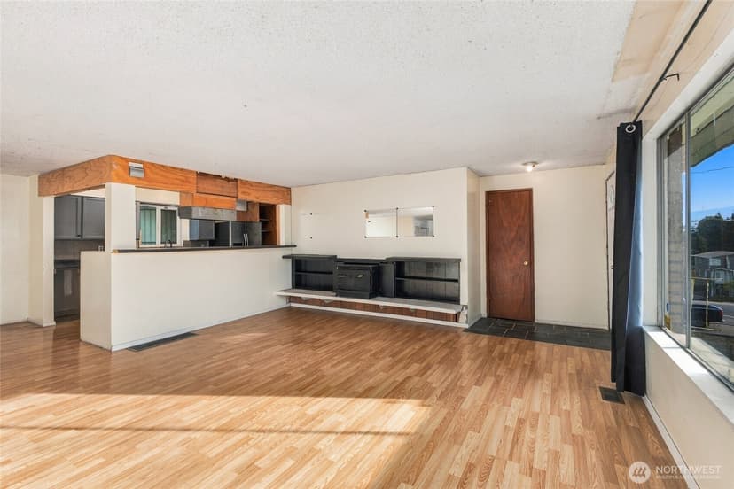 Property photo for 12900 76th Avenue S, Seattle photo 6