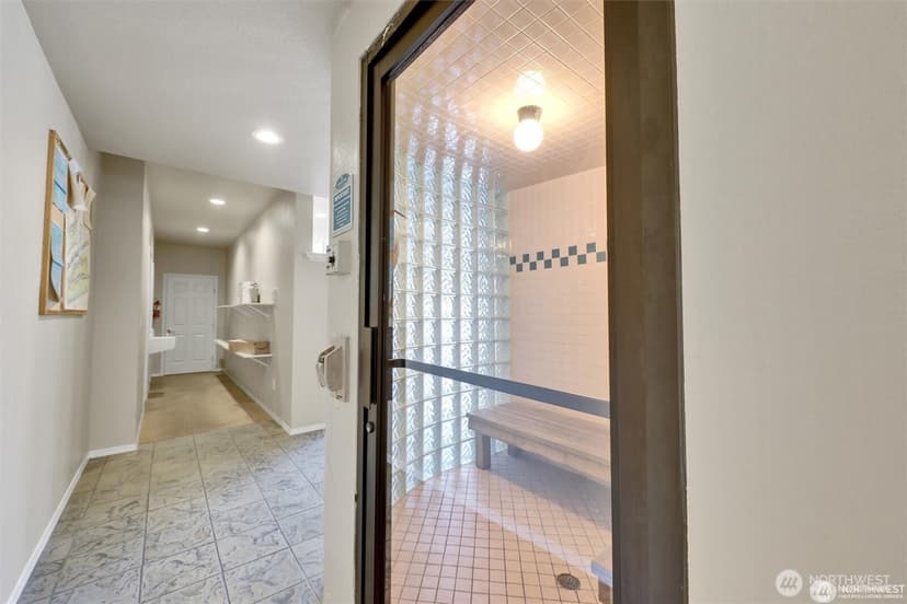 Property photo for 2640 118th Avenue SE #301, Bellevue photo 21