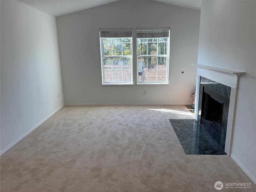 Property photo for 2640 118th Avenue SE #301, Bellevue photo 7
