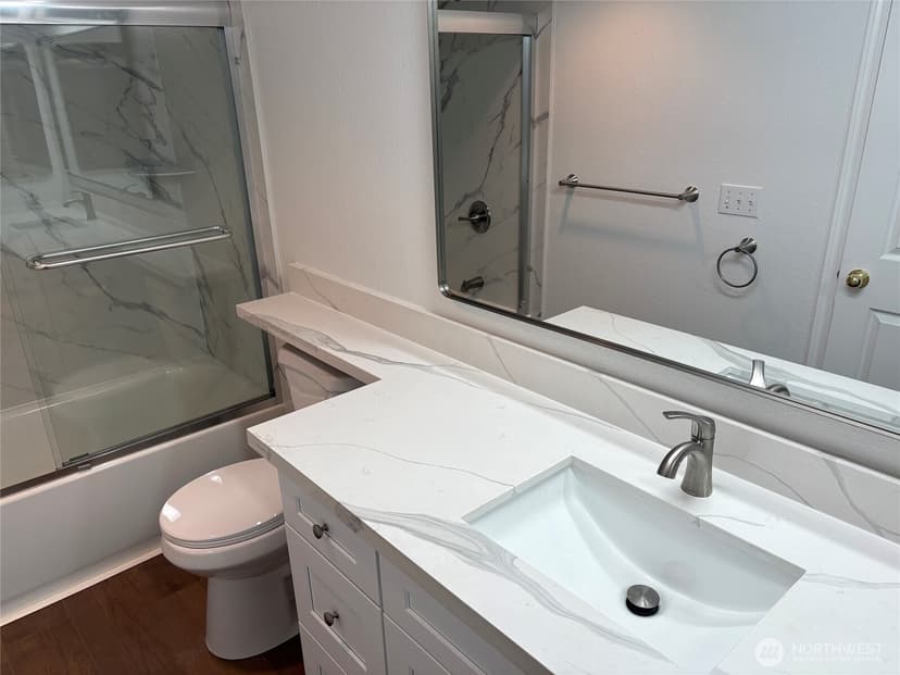 Property photo for 2640 118th Avenue SE #301, Bellevue photo 11
