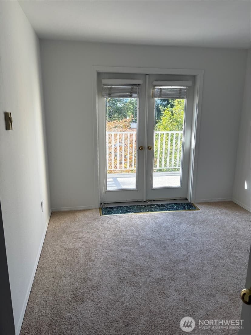 Property photo for 2640 118th Avenue SE #301, Bellevue photo 16