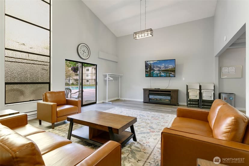 Property photo for 13271 15th Avenue NE #B13, Seattle photo 25
