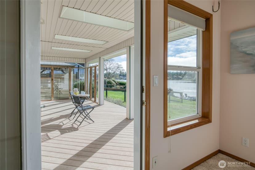 Property photo for 597 Blue Wing Loop SE, Ocean Shores photo 19