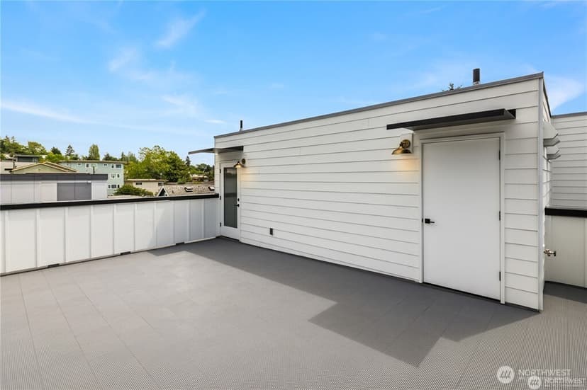 Property photo for 3638 Greenwood Avenue N #B, Seattle photo 15