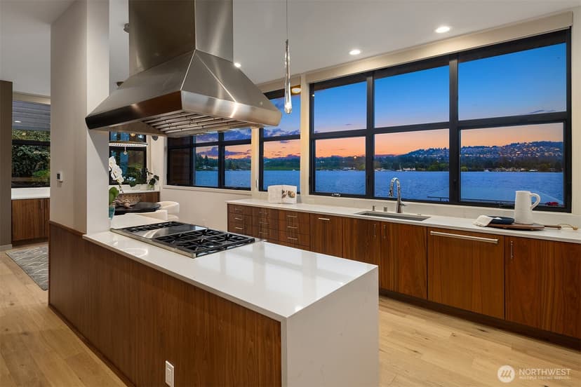 Property photo for 3840 E Mercer Way, Mercer Island photo 15