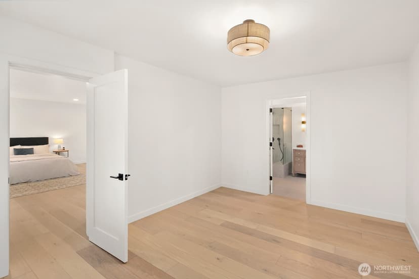 Property photo for 16040 36th Avenue NE, Lake Forest Park photo 20