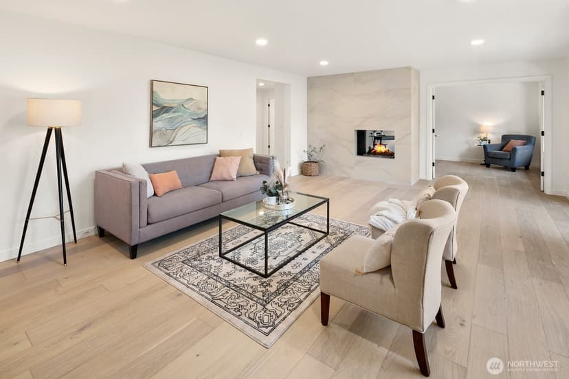 Property photo for 16040 36th Avenue NE, Lake Forest Park photo 5