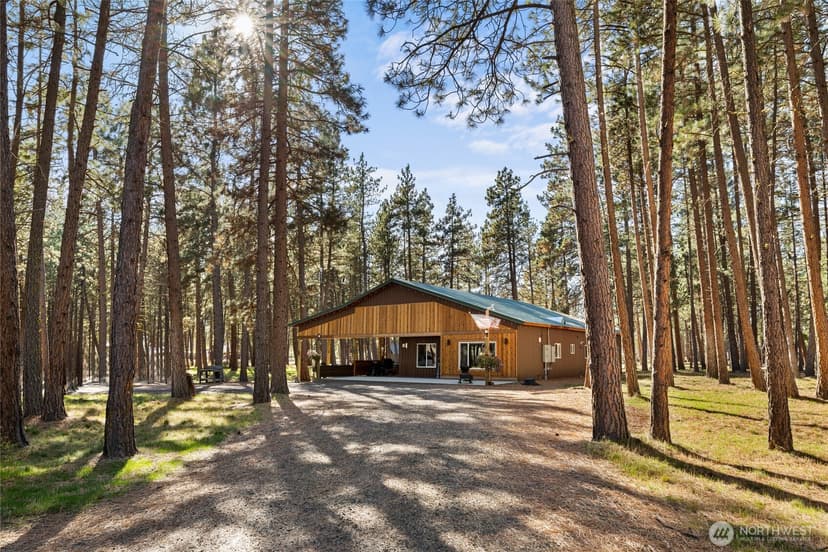 Property photo for 4652 Airport Road, Cle Elum photo 34