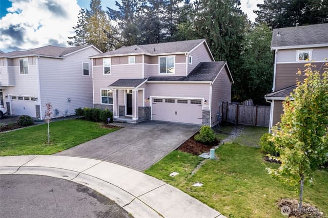 Property photo for 13808 65th Ave E, Puyallup photo 2