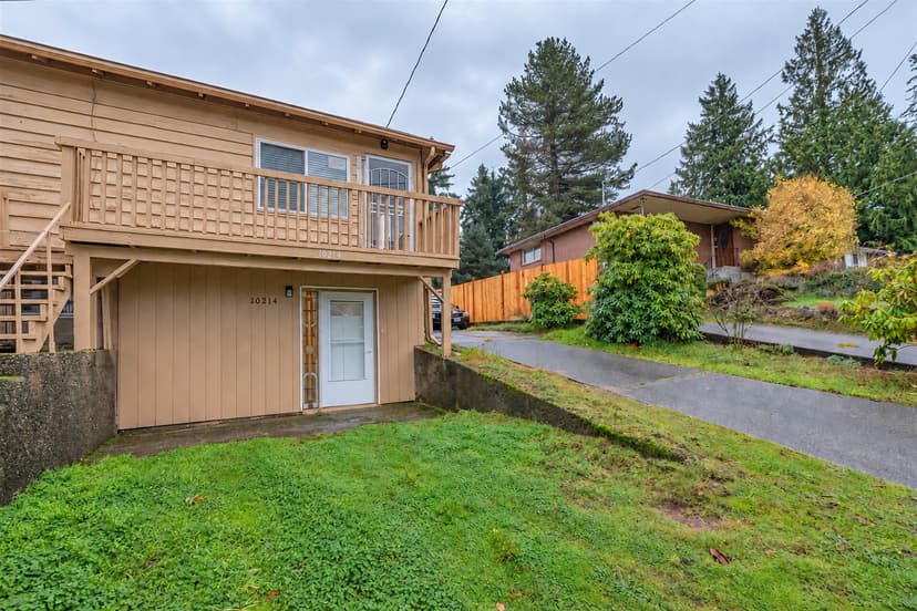 Property photo for 10214 4th Avenue SW #B, Seattle