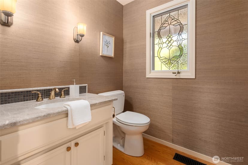 Property photo for 17022 NE 133rd Street, Redmond photo 13