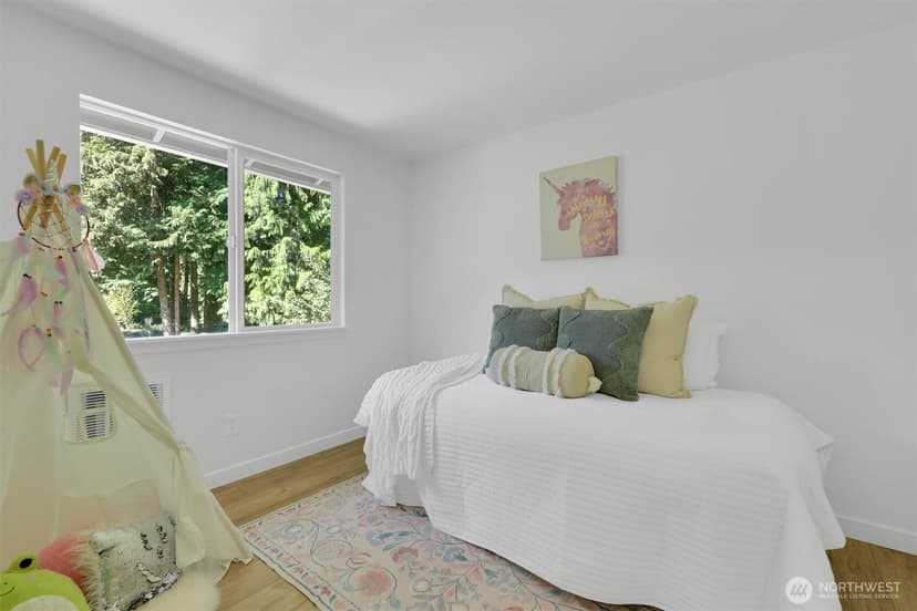 Property photo for 20915 W Richmond Road, Bothell photo 30