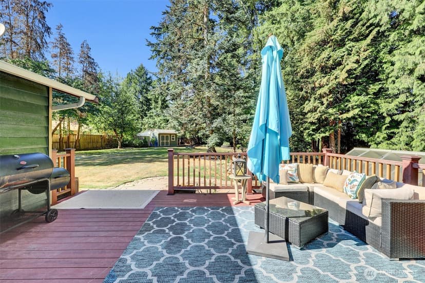 Property photo for 20915 W Richmond Road, Bothell photo 37