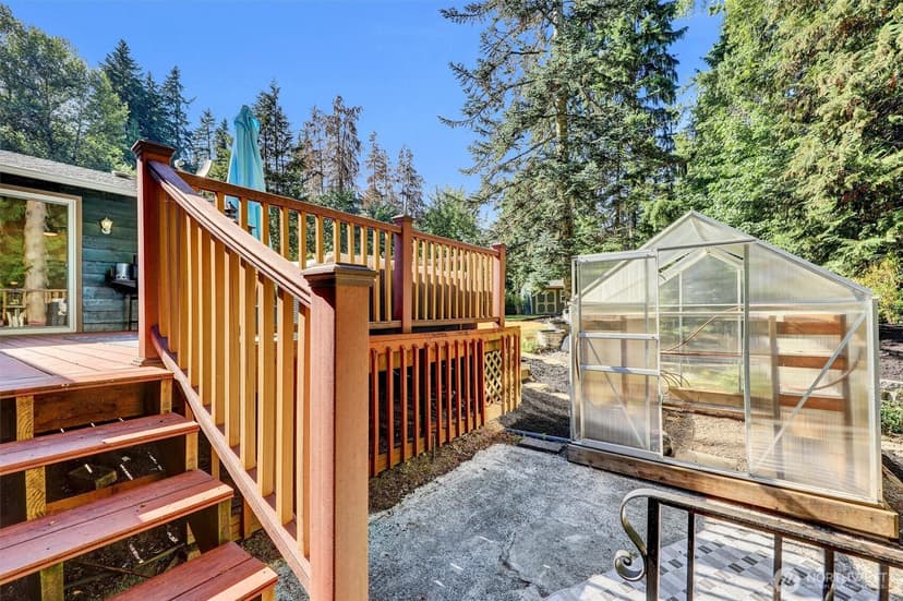 Property photo for 20915 W Richmond Road, Bothell photo 35