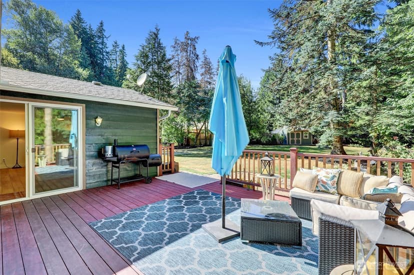 Property photo for 20915 W Richmond Road, Bothell photo 36