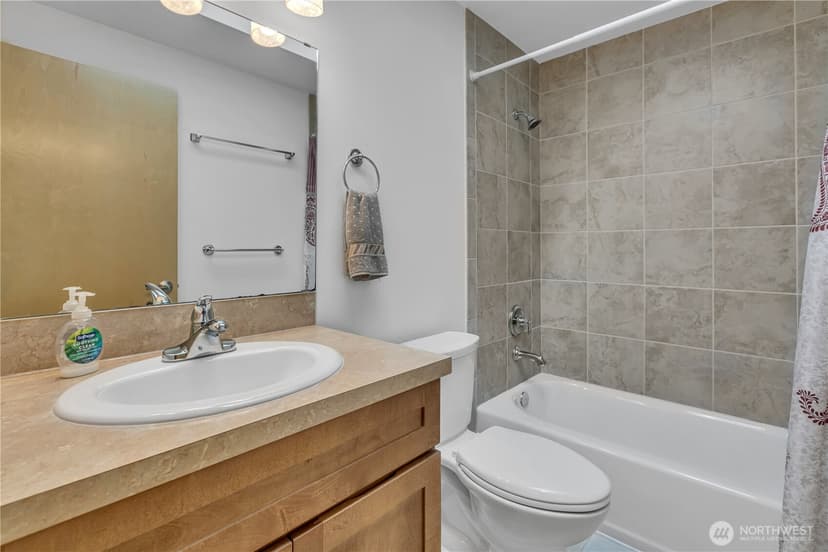 Property photo for 4038 169th Avenue SE, Bellevue photo 22