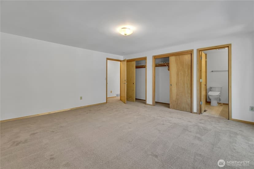 Property photo for 4038 169th Avenue SE, Bellevue photo 18