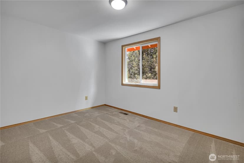 Property photo for 4038 169th Avenue SE, Bellevue photo 21