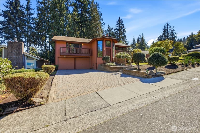 Property photo for 4038 169th Avenue SE, Bellevue photo 36
