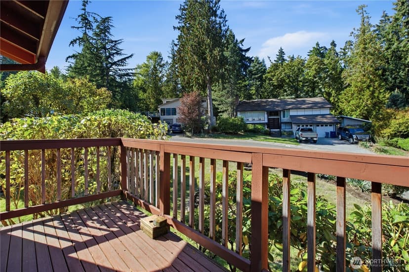 Property photo for 4038 169th Avenue SE, Bellevue photo 9
