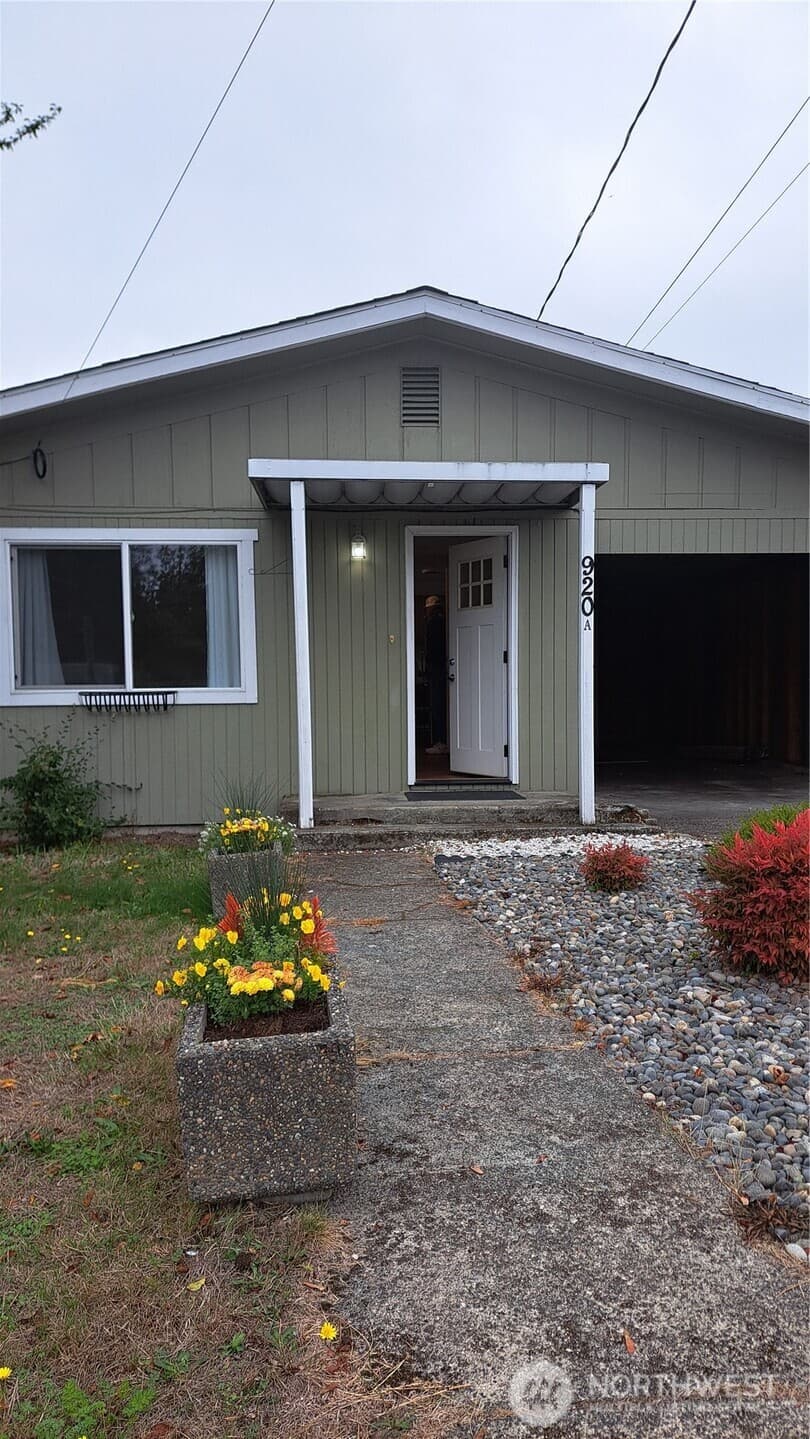 Property photo for 920 Highland Avenue #A, Bremerton photo 2