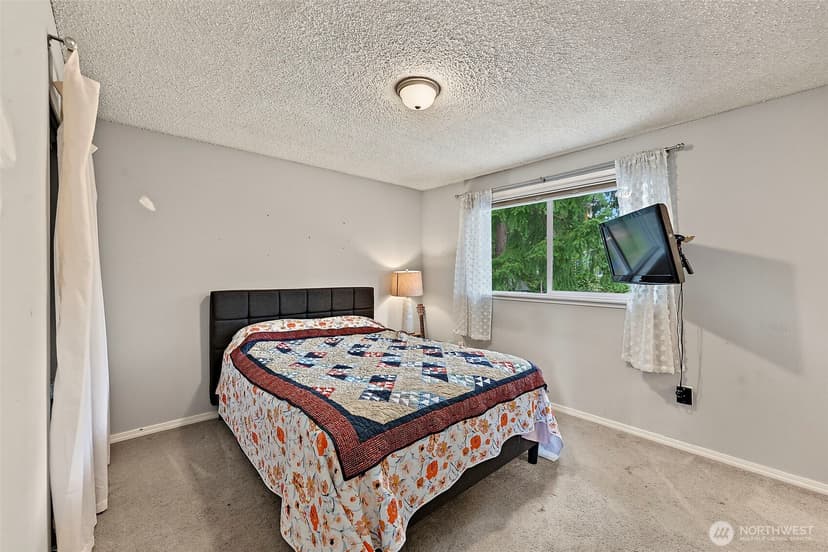 Property photo for 6873 Helena Drive NE, Bremerton photo 17