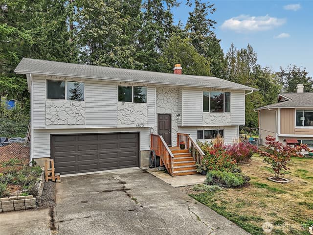Property photo for 6873 Helena Drive NE, Bremerton