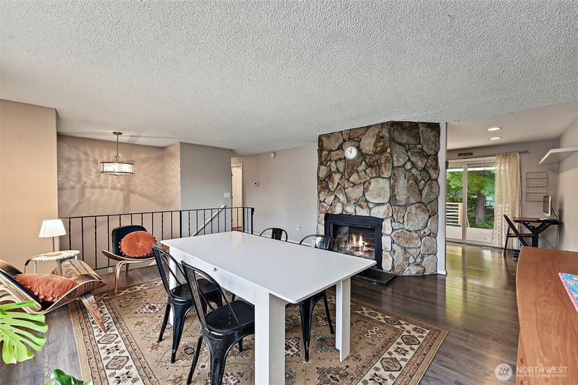 Property photo for 6873 Helena Drive NE, Bremerton photo 9