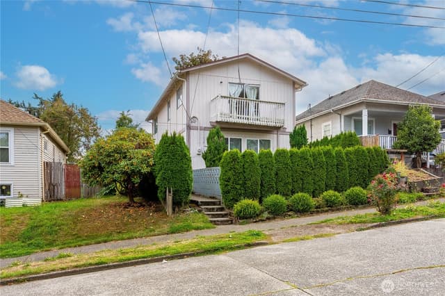 Property photo for 4229 S Findlay Street, Seattle