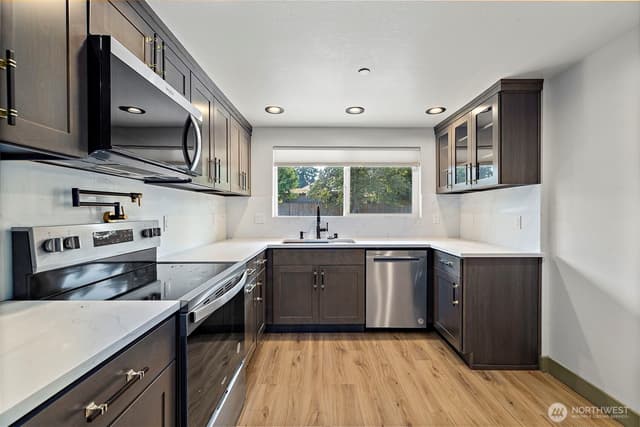 Property photo for 1008 E Guiberson Street, Kent photo 5