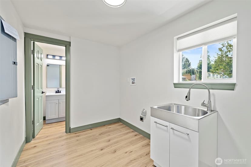 Property photo for 1008 E Guiberson Street, Kent photo 13