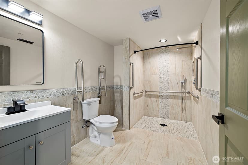 Property photo for 1008 E Guiberson Street, Kent photo 11