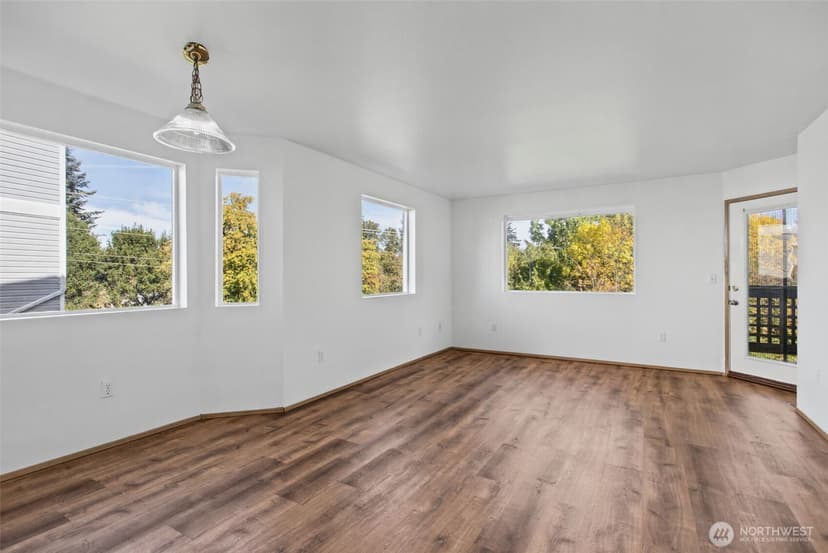 Property photo for 12432 SE 272nd Place #B101, Kent photo 3