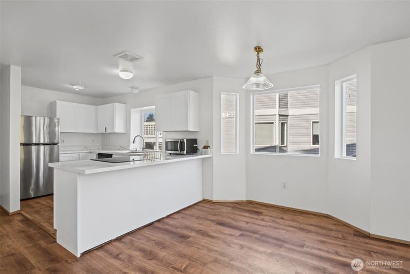 Property photo for 12432 SE 272nd Place #B101, Kent photo 11