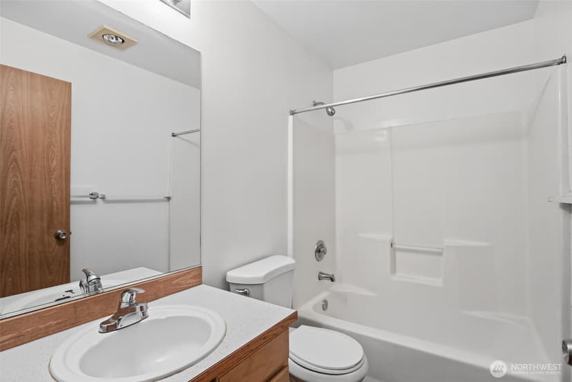 Property photo for 12432 SE 272nd Place #B101, Kent photo 18