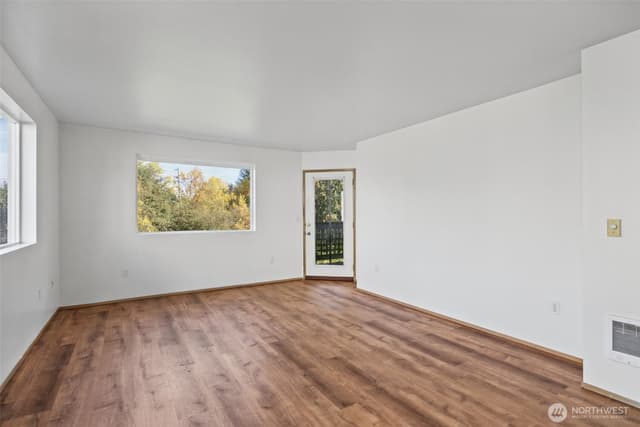 Property photo for 12432 SE 272nd Place #B101, Kent photo 4