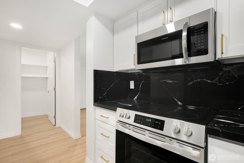 Property photo for 15512 Country Club Drive #B16, Mill Creek photo 3