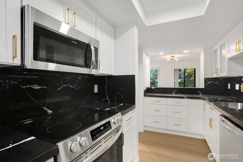 Property photo for 15512 Country Club Drive #B16, Mill Creek photo 2