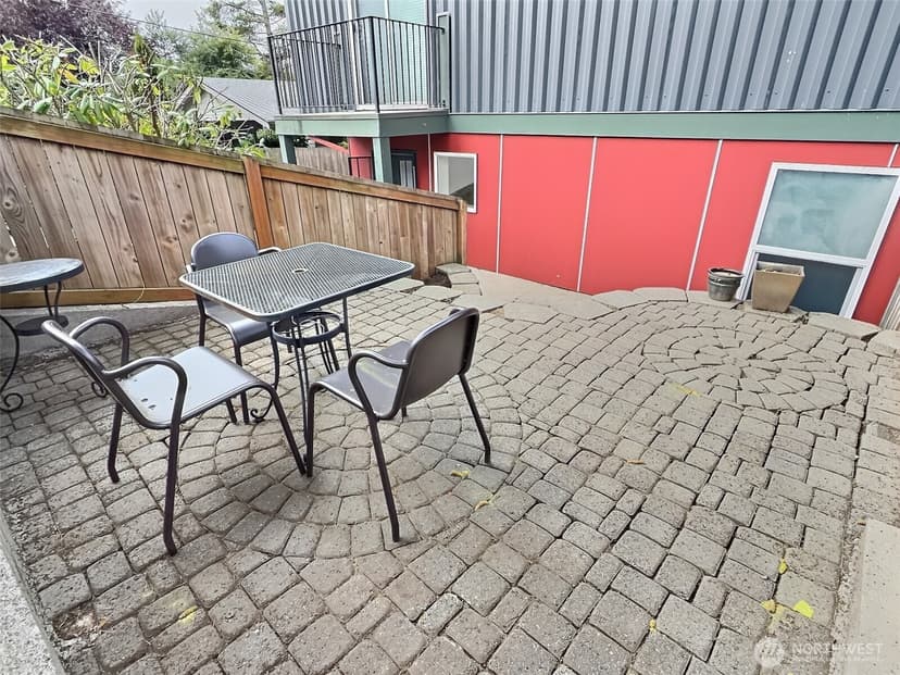 Property photo for 13551 35th Avenue NE, Seattle photo 30